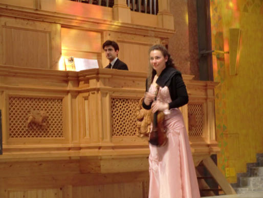 Natacha Triadou et Luc Stellakis, concert violon et orgue en Suisse